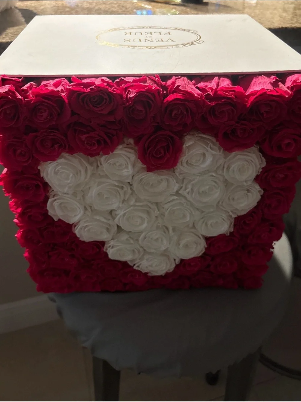 Venus Et Fleur ~White & Red 'Be Mine' Bear with Red and White Rose Box Accent